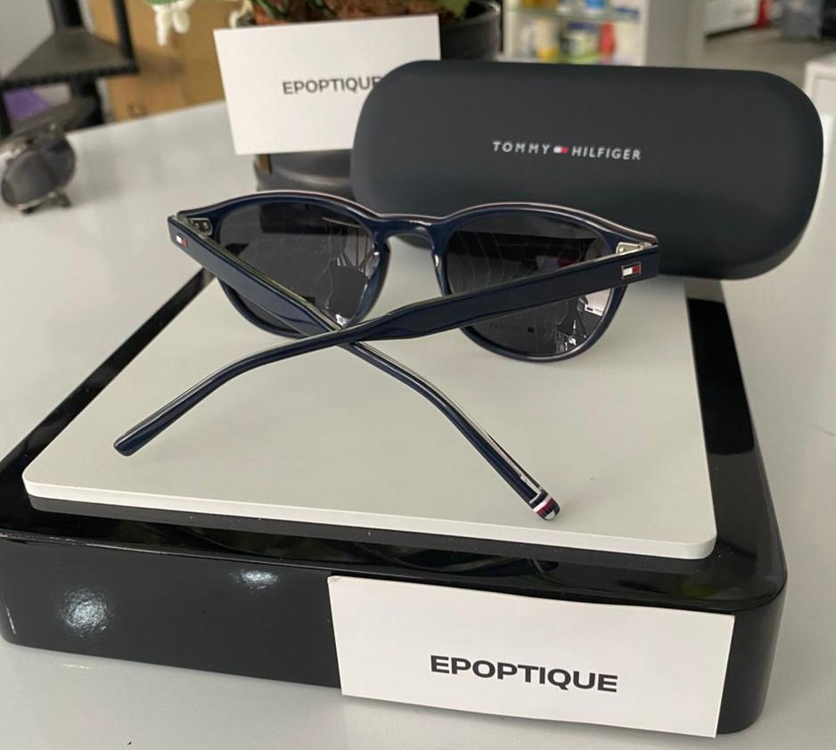 TOMMY HILFIGER -- HOMMES