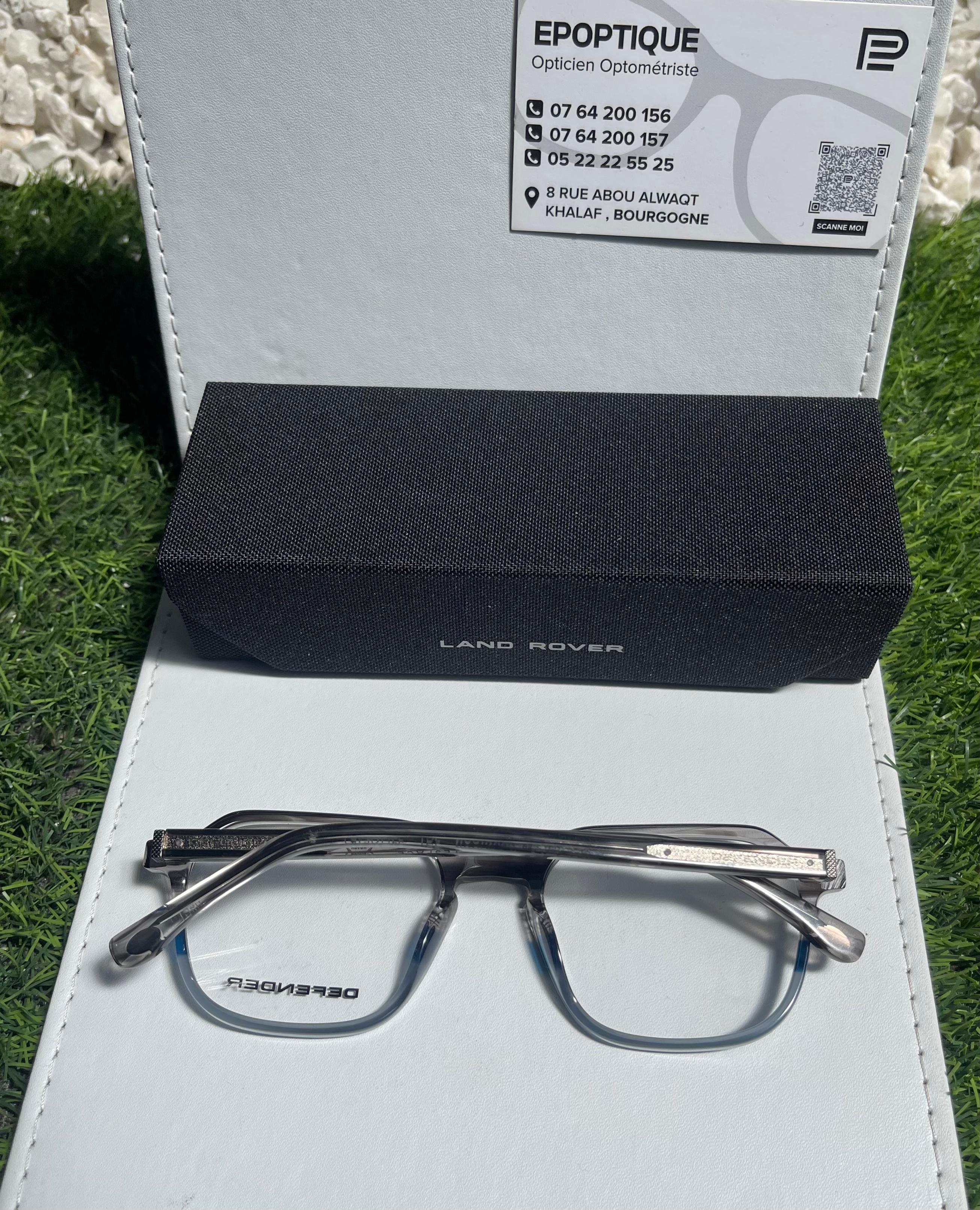 LAND ROVER -DEFENDER- HOMMES