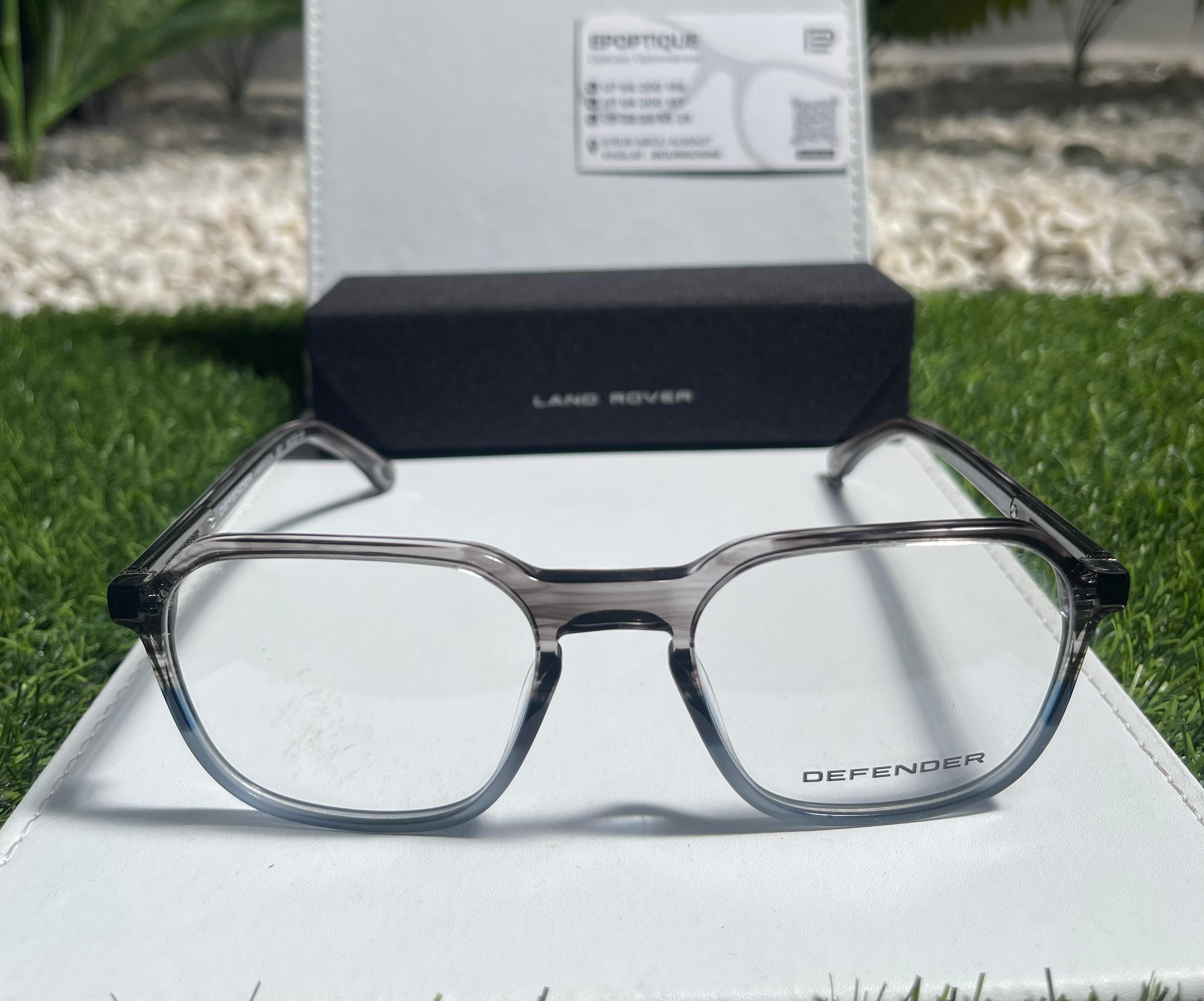 LAND ROVER -DEFENDER- HOMMES