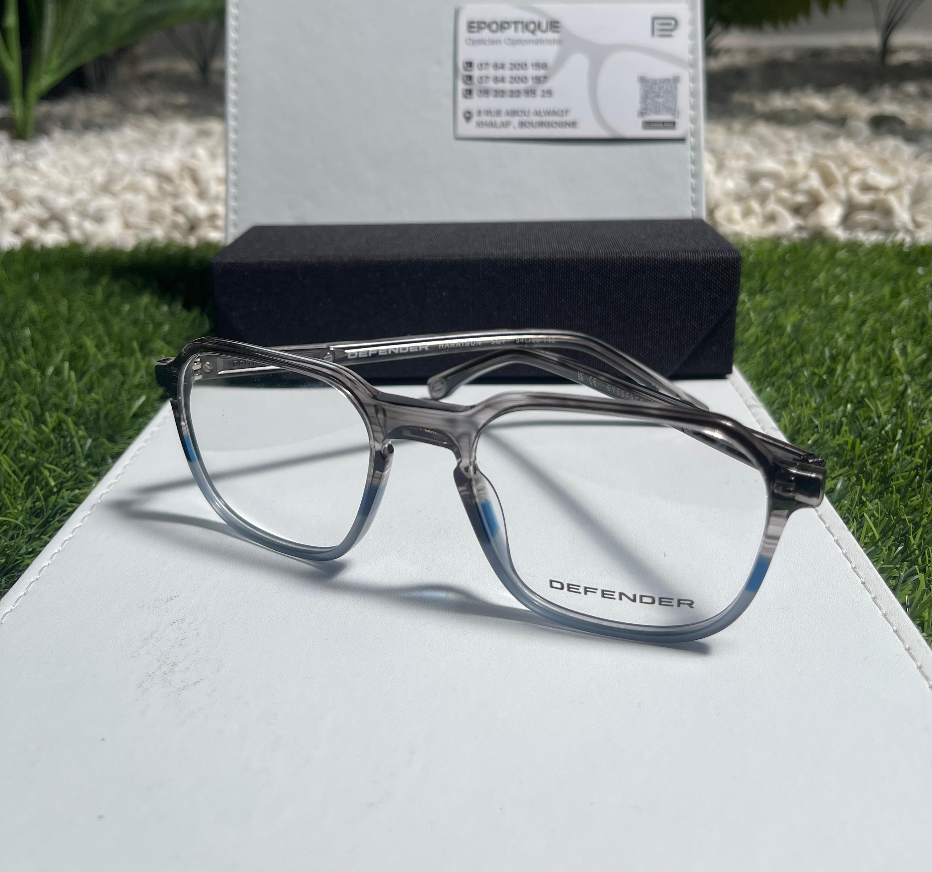 LAND ROVER -DEFENDER- HOMMES