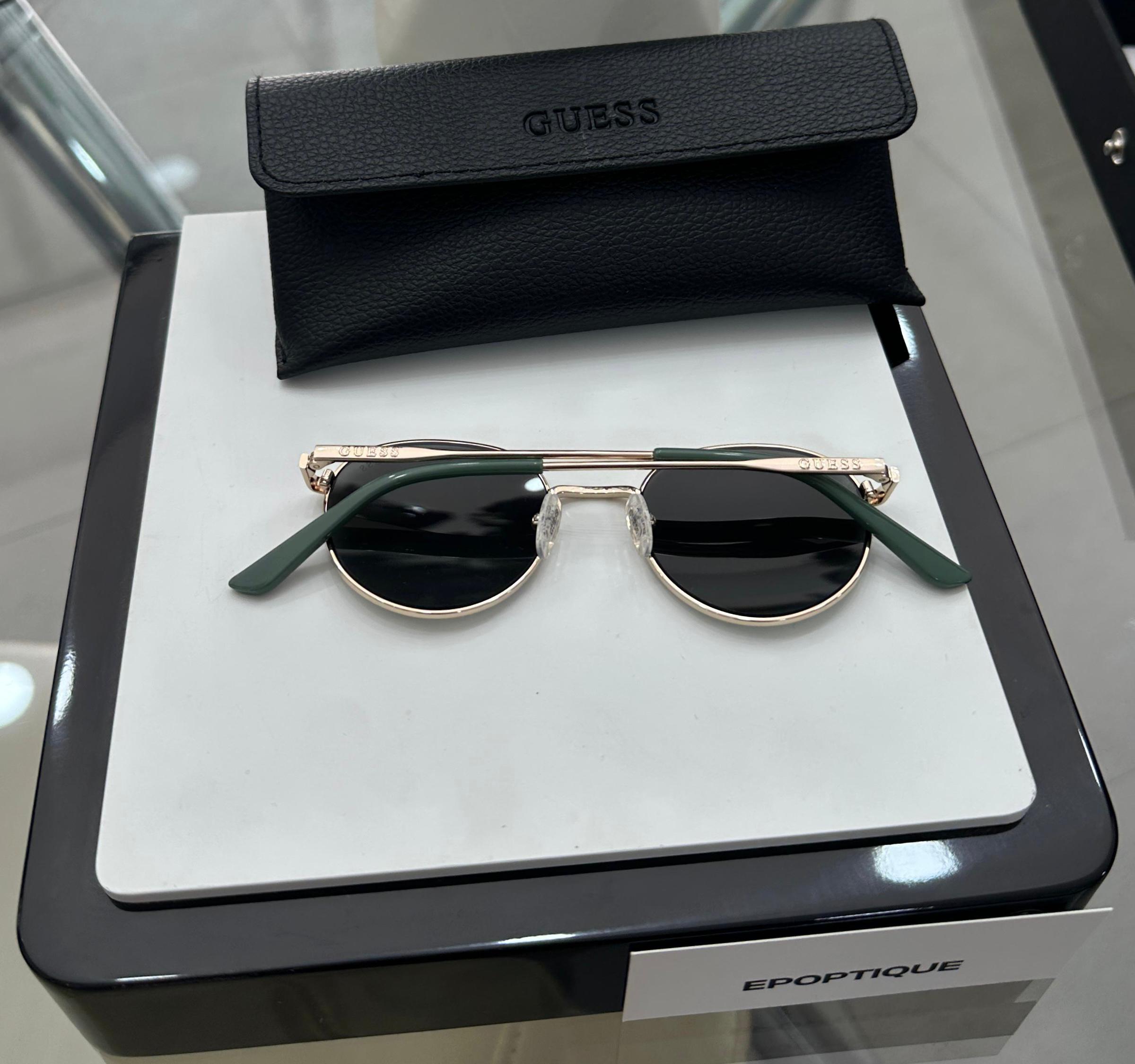 GUESS GU00237 32N -UNISEXE-