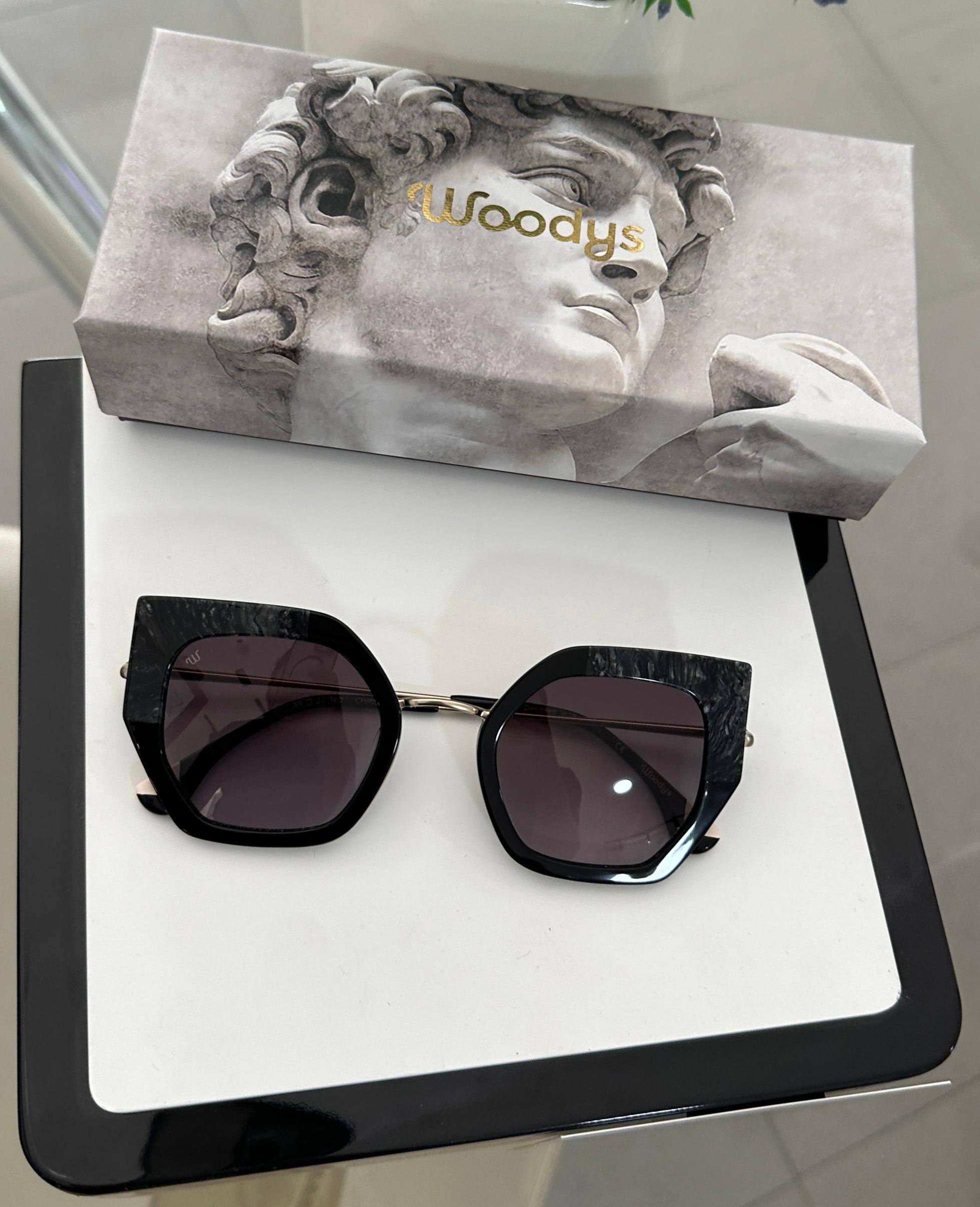 WOODYS -CHRISTINA 01- FEMMES