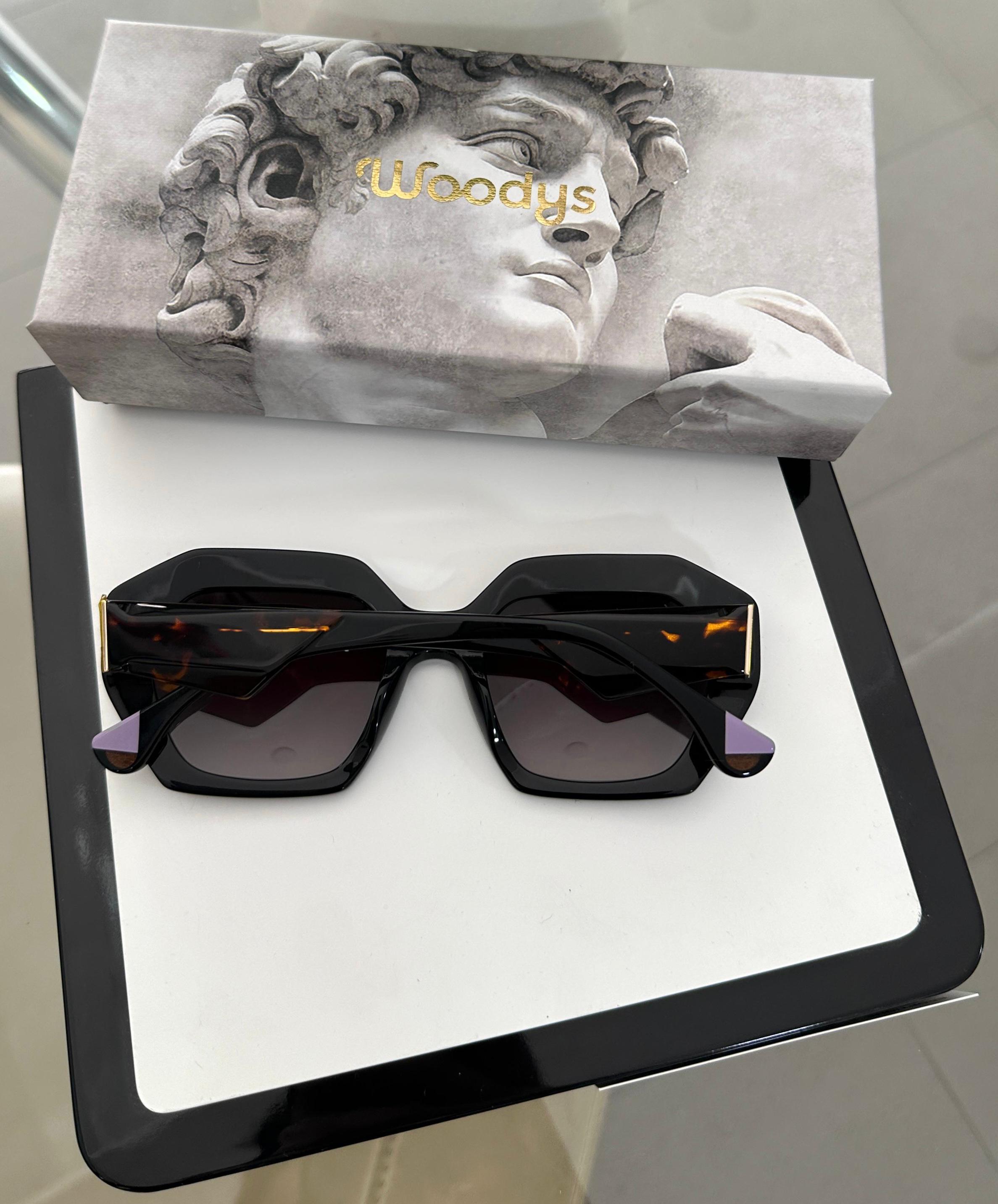 WOODYS -MERITXELL 01- FEMMES