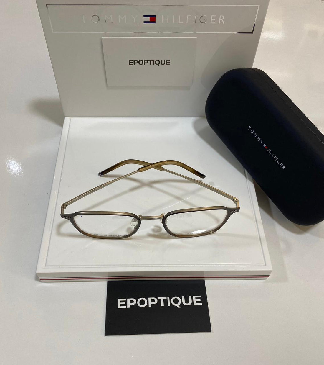 TOMMY HILFIGER TH2028 4IN -UNISEXE-