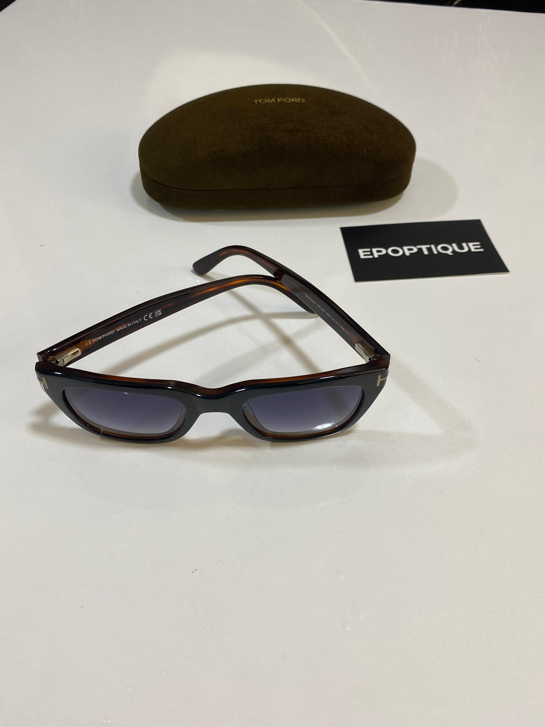 TOM FORD SUN Snowdon TF237 05B